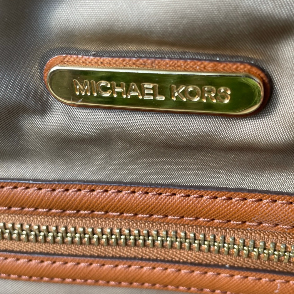 Michael Kors Zippered Polyester Tote - Picture 3 of 16